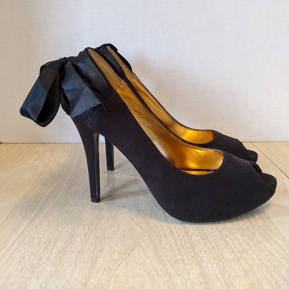 Arden B. Ginger Black Peep Toe Satin Bow Heels 8 - Picture 2 of 10